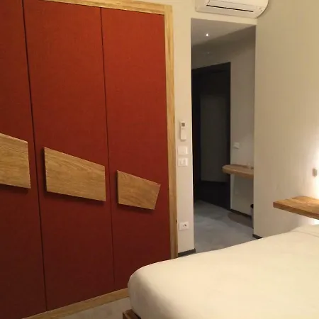 Via Roma 25 Bed & Breakfast