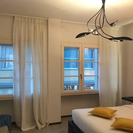 Via Roma 25 Bed & Breakfast