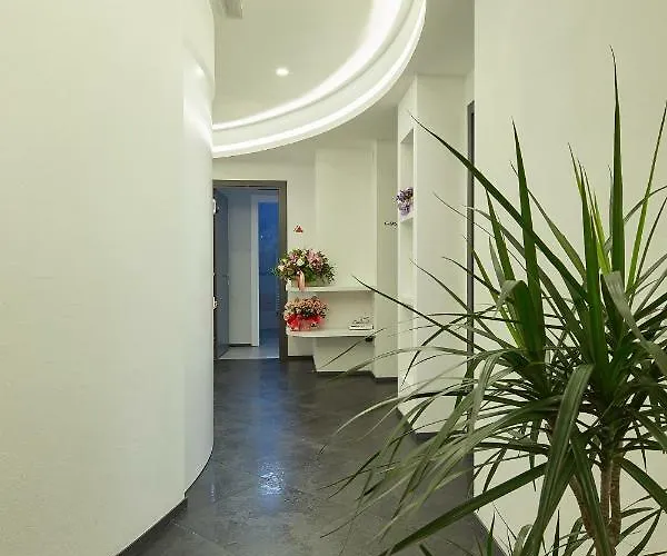 Alojamento de Acomodação e Pequeno-almoço Via Roma 25 3*